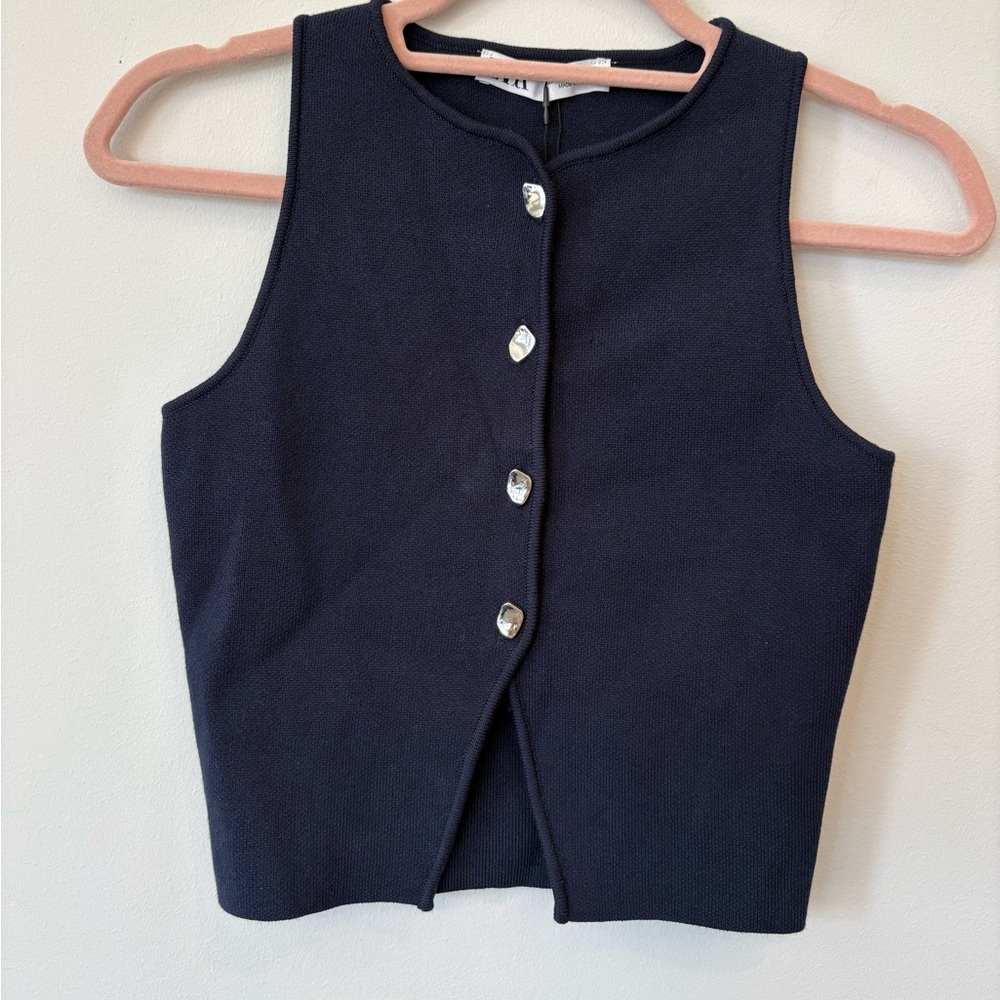 ZARA Navy Sleeveless Button-Front Knit Top Vest with hammered buttons NWT XS - Picture 2 of 6